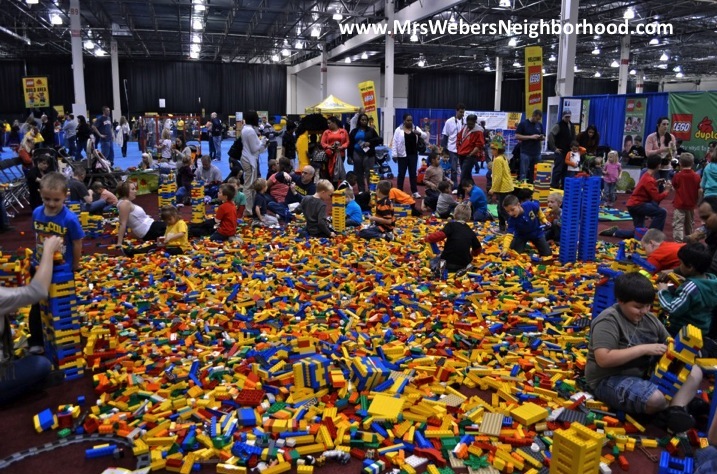 LEGO KidsFest Pile