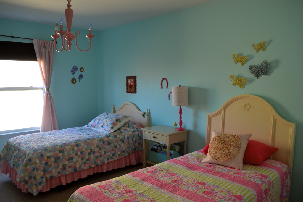Little Girl Room Make-Over With Re-Purposed Items